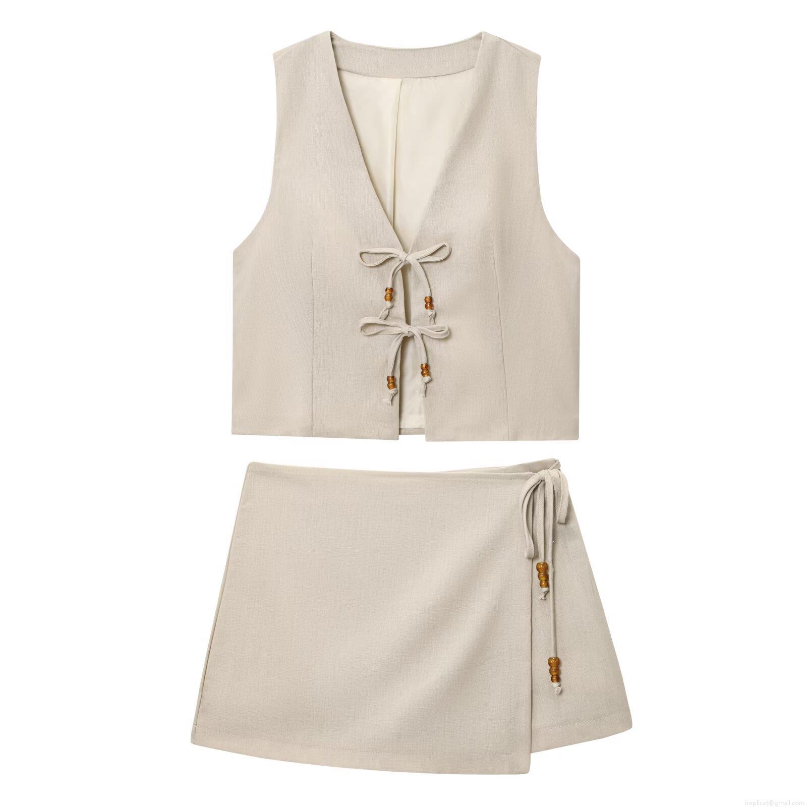 Women's 2-Piece Summer Boho Shorts Set V-Neck Lace-Up Linen Texture Vest And Casual Shorts With Wood Beads Minimalist Chic Fashion Outfit